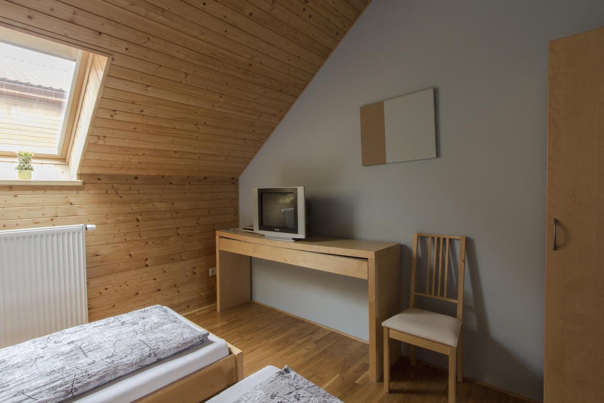 Penzion Ve Stoleti Lodenice Room photo